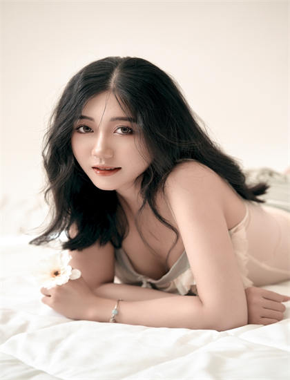 《深夜酒吧》的技术突破：水下摄影实现开创性的技术应用 影响未来电影的发展方向